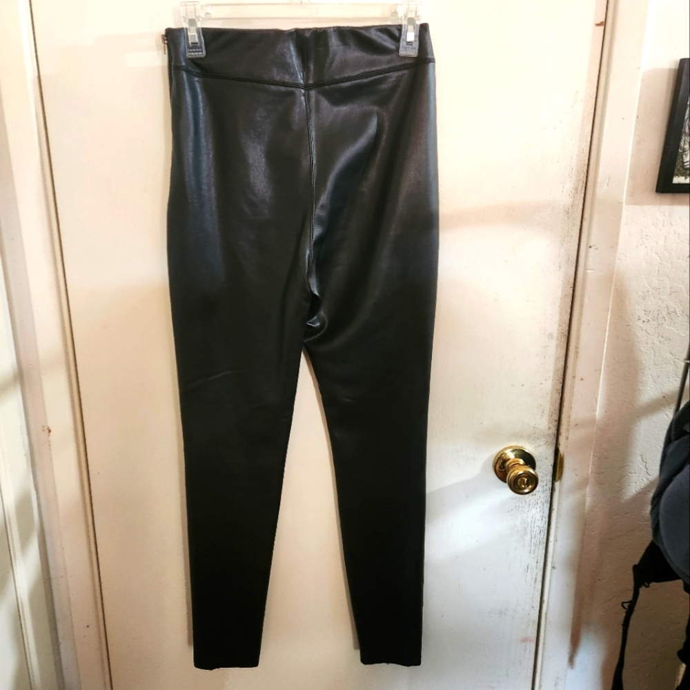 Top shop, leather leggings, side zipper, size 6.
